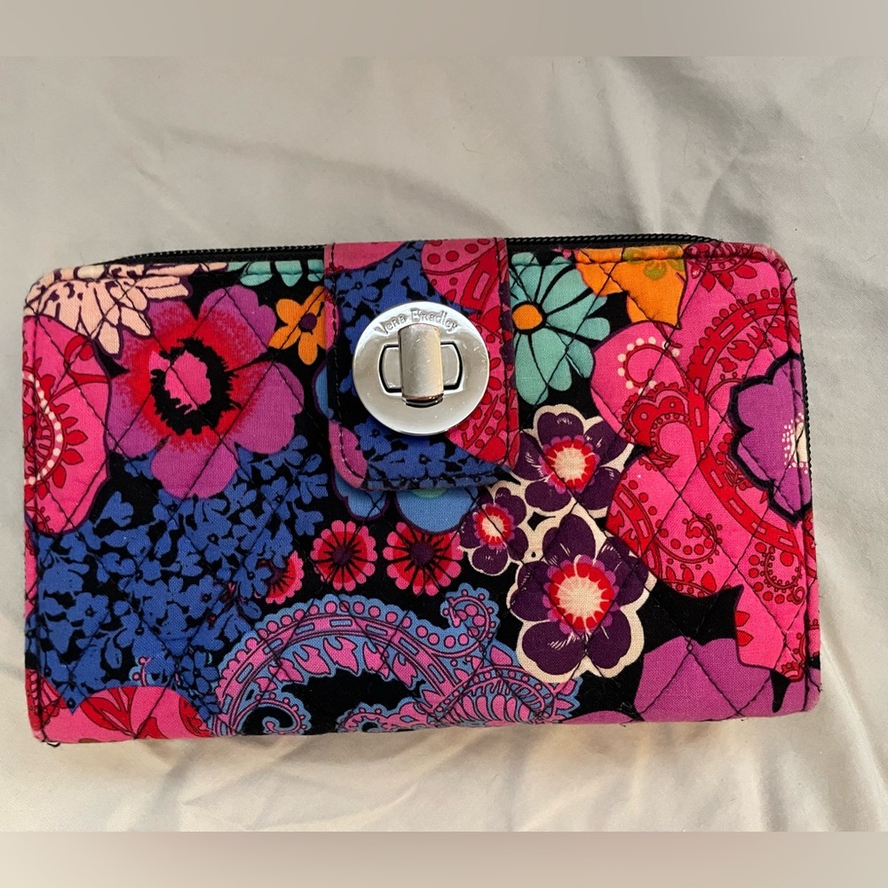 Vera Bradley wallet Floral Fiesta
